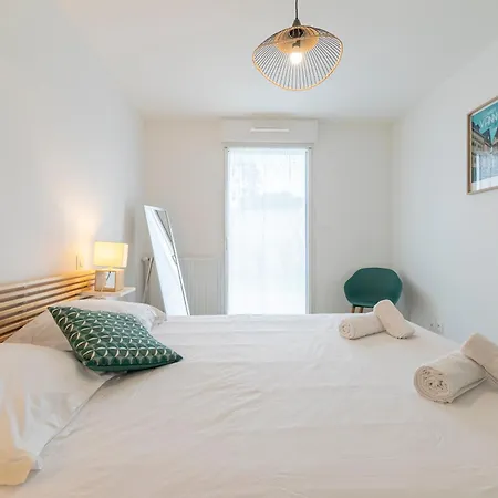 Canon Proche De La Gare Maritime Au Rdc Apartment Vannes
