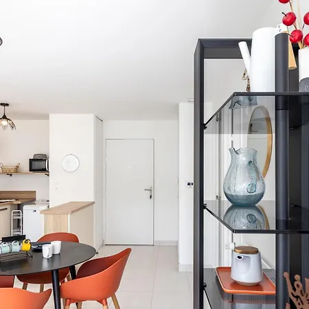 Apartment Canon Proche De La Gare Maritime Au Rdc *